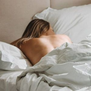 ПРАВИЛЬНЫЙ СОН. С ПОДУШКОЙ ИЛИ БЕЗ?